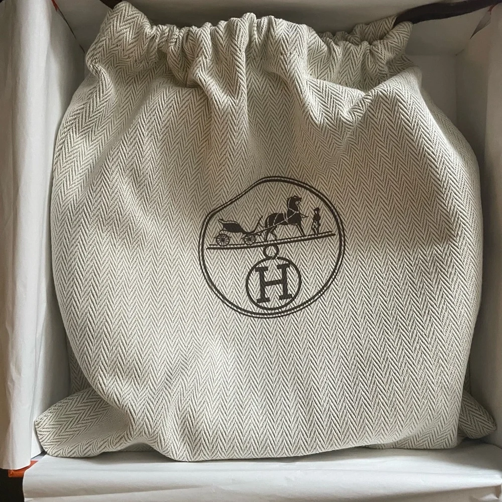 **SOLD** NEW Hermes Constance belt buckle & Reversible leather strap 38mm 110/44 - Picture 7 of 10